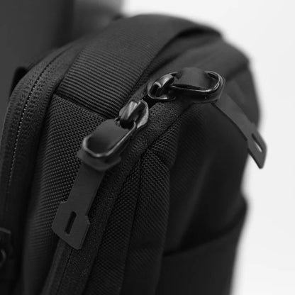 MAGNETIC CARRYALL